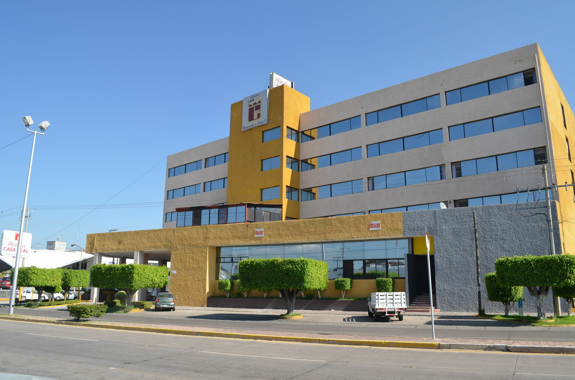 Capital O Hotel Casa Real Celaya سيلايا المظهر الخارجي الصورة