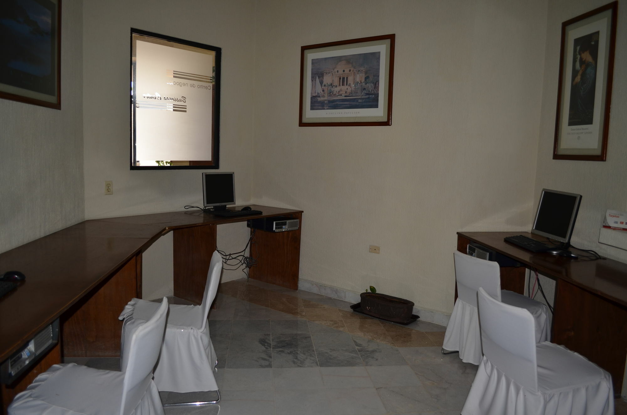 Capital O Hotel Casa Real Celaya سيلايا المظهر الخارجي الصورة