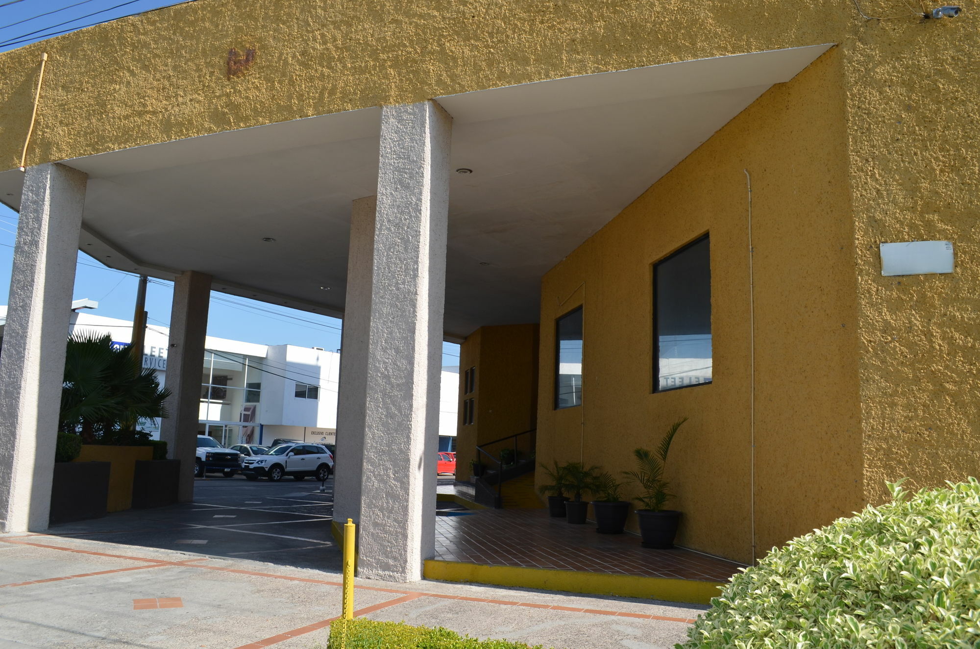 Capital O Hotel Casa Real Celaya سيلايا المظهر الخارجي الصورة